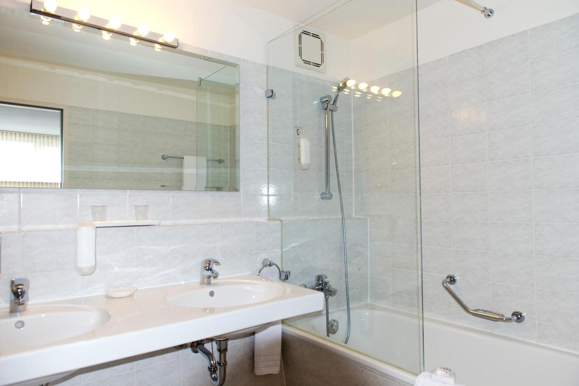 Wyndham Atrium 4* Hanower